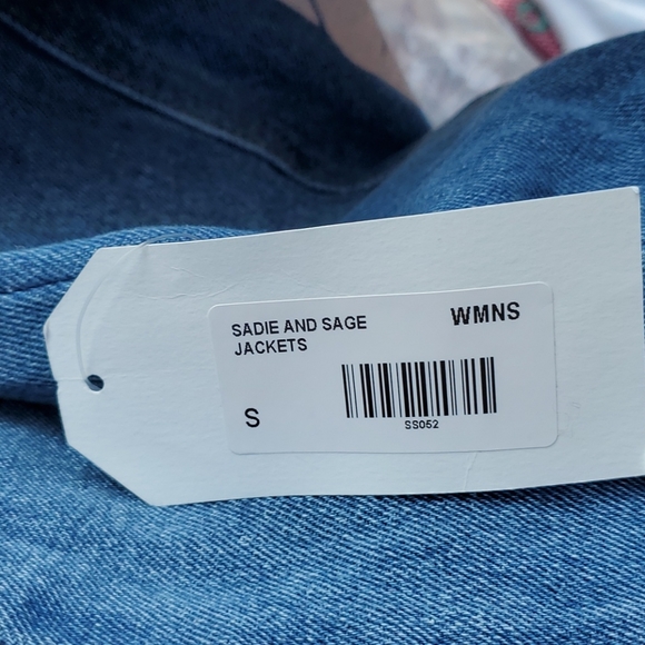 Sadie and sage denim peace sign trucker jacket - Picture 6 of 14